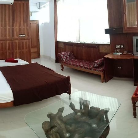 提喀迪 Dolphin Residency酒店 外观 照片