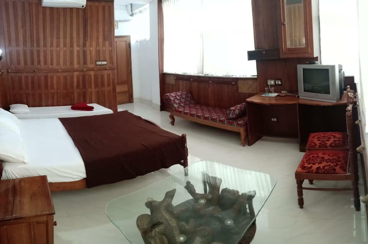 提喀迪 Dolphin Residency酒店 外观 照片